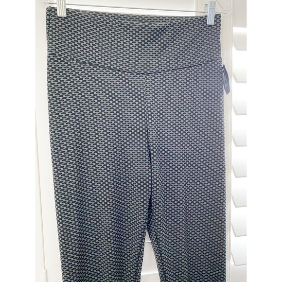 New Look Sport Women Workout Leggings Pants Ruched Backside Size 1X - Picture 7 of 9